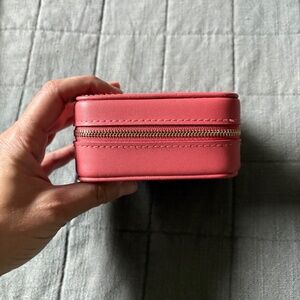 Travel jewelry box